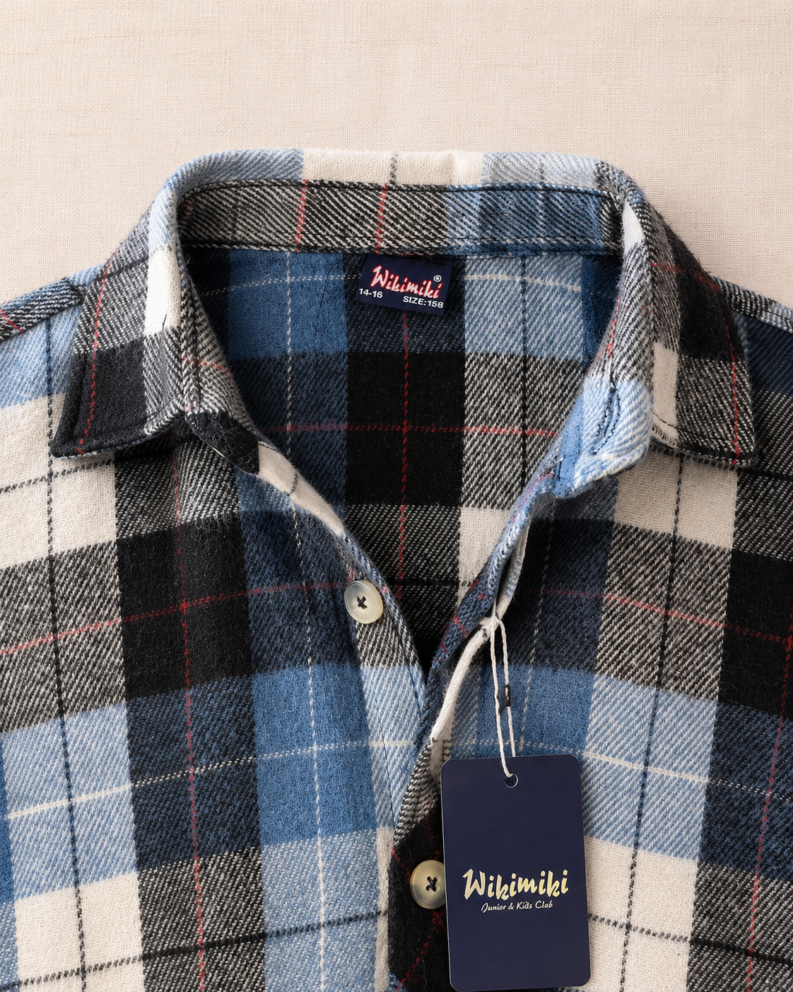 Détail col chemise flanelle enfant carreaux bleu — Zalimi
